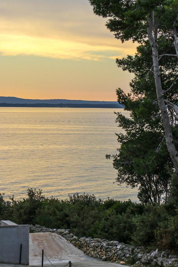 Apartment Anamaria With Seaview ペトルチャネ エクステリア 写真