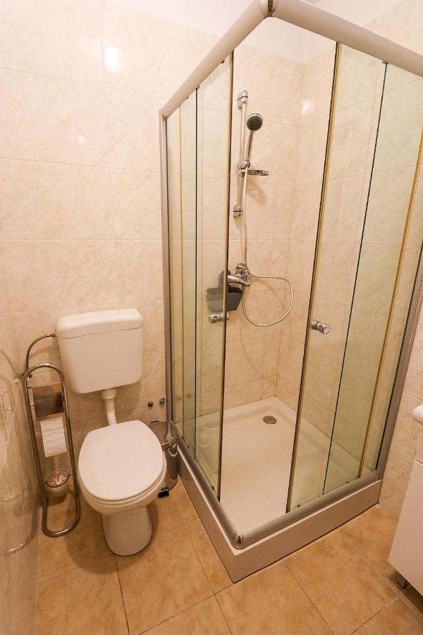 Apartment Anamaria With Seaview ペトルチャネ エクステリア 写真