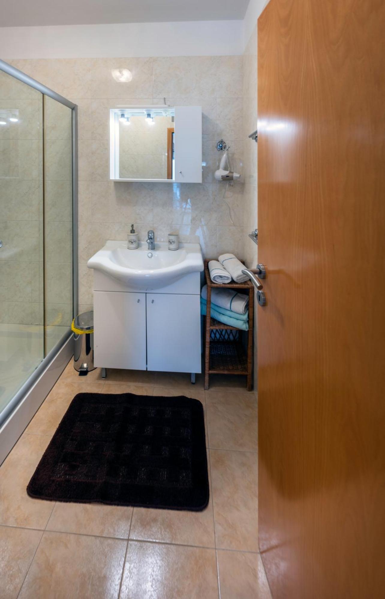 Apartment Anamaria With Seaview ペトルチャネ エクステリア 写真